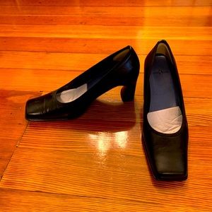 Anne Klein pumps with comfort insert